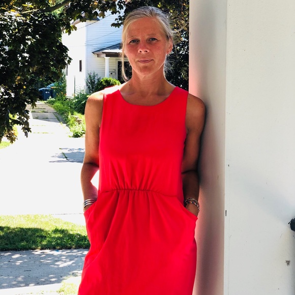 Meet your Posher, Jolie - Picture 2 of 4